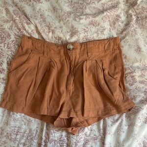 Women's Tan Pleated Shorts Comfy and Casual